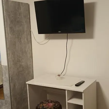 Apartmentmr Апартаменты *